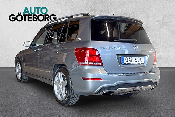 Mercedes-Benz GLK220 4 of 5
