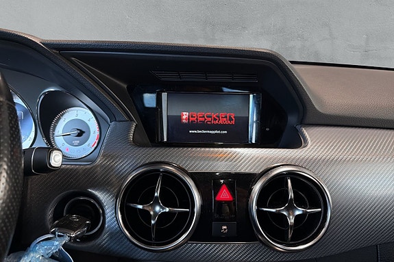 Mercedes-Benz GLK220 14 of 17