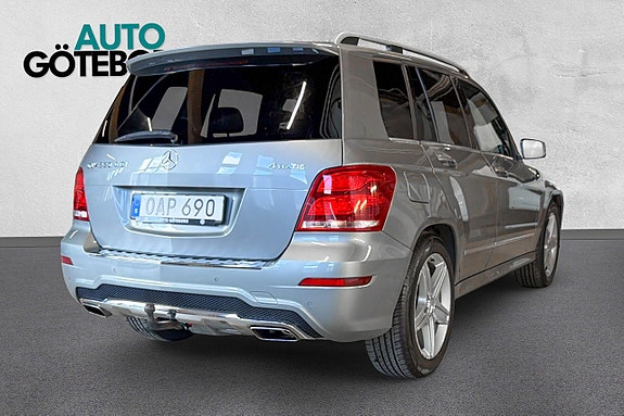 Mercedes-Benz GLK220 6 of 17