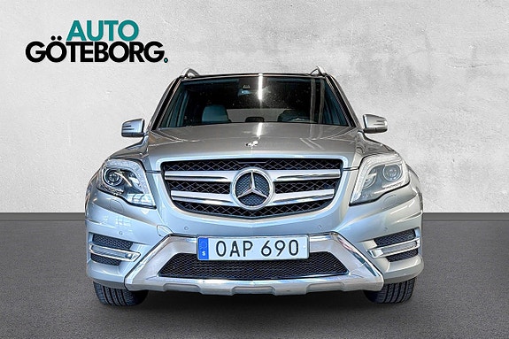Mercedes-Benz GLK220 8 of 17