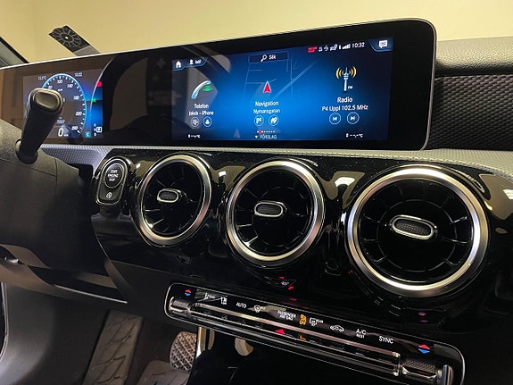Mercedes-Benz A220 15 of 22