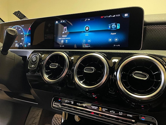Mercedes-Benz A220 17 of 22
