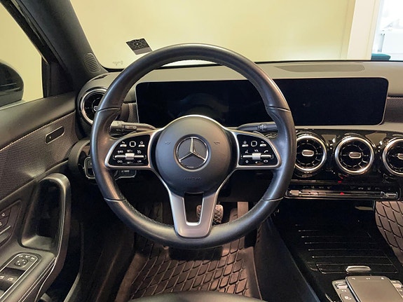 Mercedes-Benz A220 8 of 22