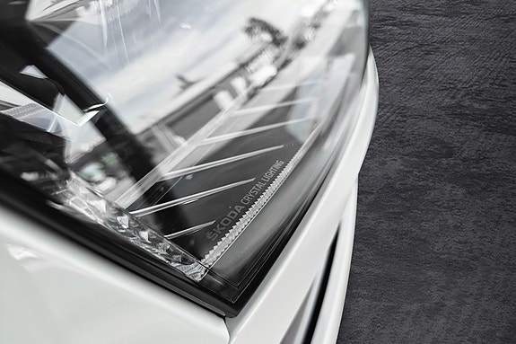 Skoda Karoq 12 of 15