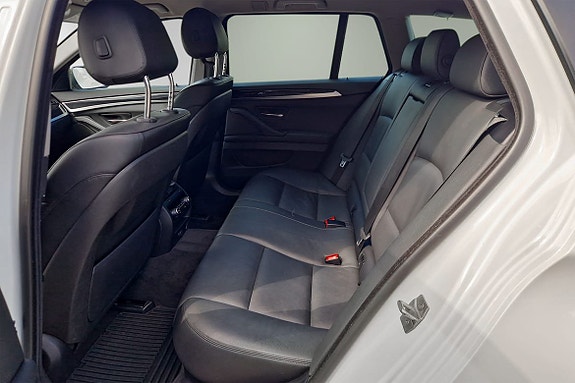 BMW 520d 5 of 5