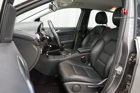 Mercedes-Benz B200 9 of 19