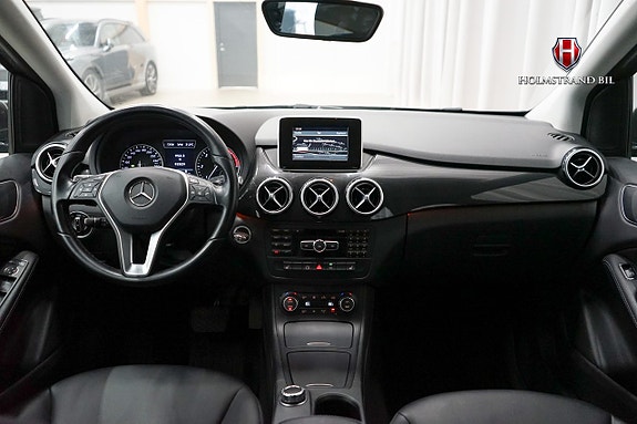 Mercedes-Benz B200 11 of 19
