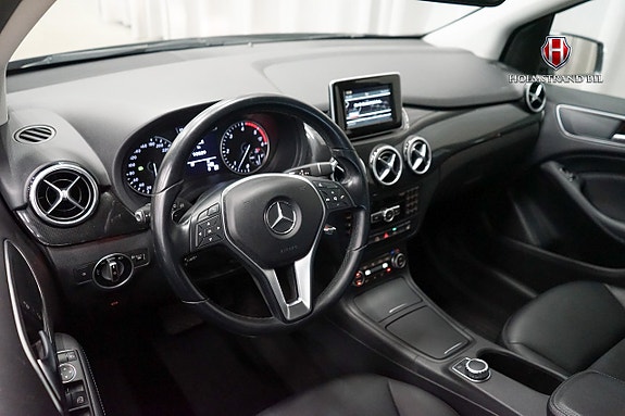 Mercedes-Benz B200 8 of 19