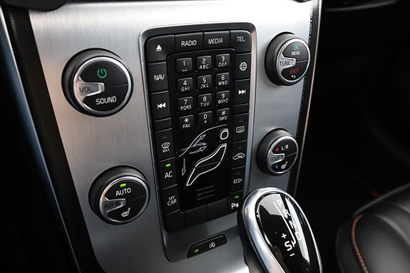 Volvo V40 23 of 30