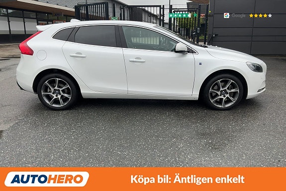 Volvo V40 7 of 30