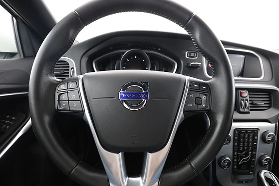 Volvo V40 18 of 30