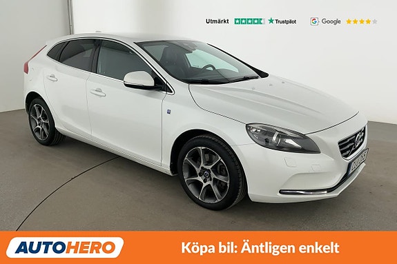 Volvo V40 8 of 30