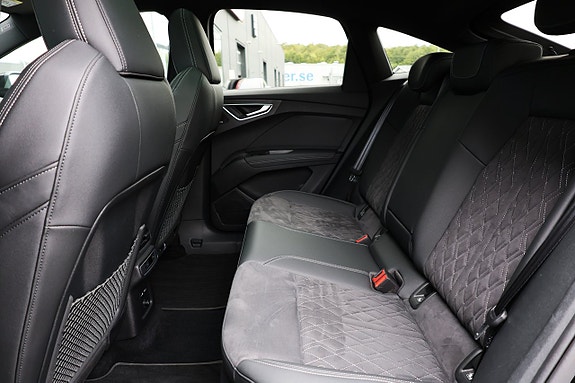 Audi Q4 e-tron 22 of 24