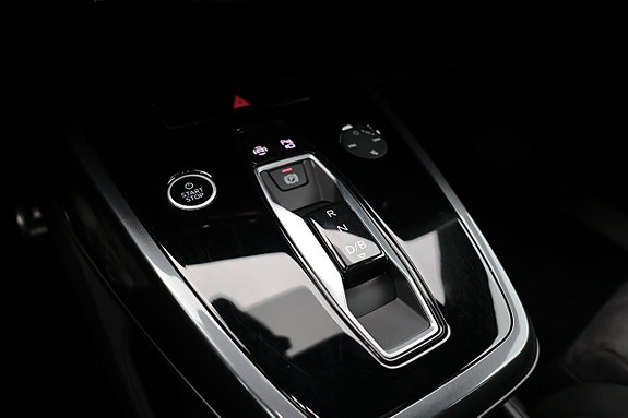 Audi Q4 e-tron 17 of 24