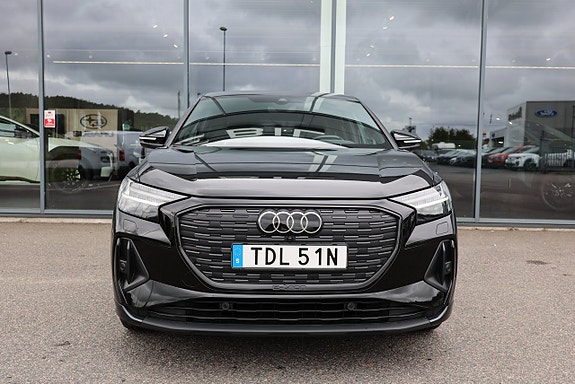 Audi Q4 e-tron 2 of 24