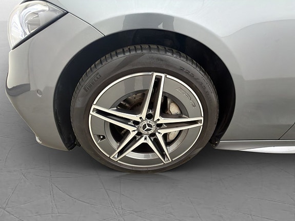 Mercedes-Benz C200 30 of 30