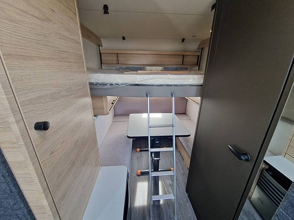 Weinsberg Caraone 390 PUH + solceller 5 of 5