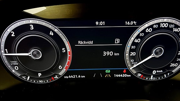 Volkswagen Passat Alltrack 22 of 24