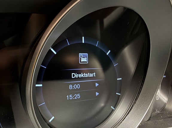 Volvo V40 23 of 30