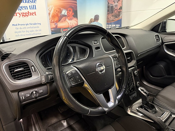 Volvo V40 19 of 30