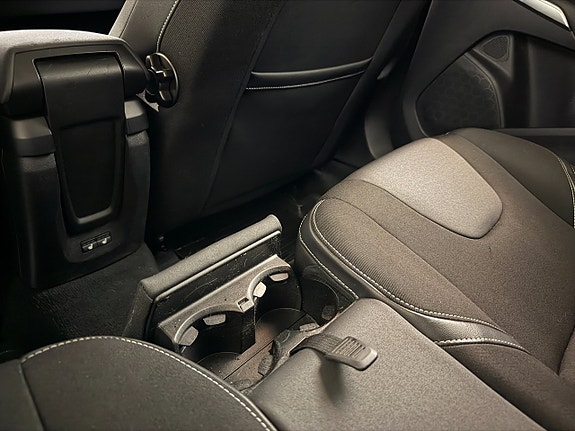 Volvo V40 15 of 30