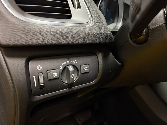 Volvo V40 20 of 30