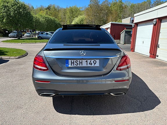 Mercedes-Benz E220 d 4 of 5