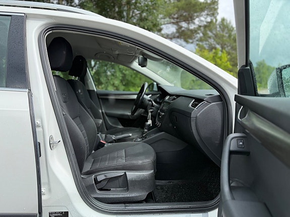 Skoda Octavia Scout 20 of 24