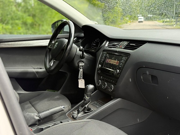 Skoda Octavia Scout 19 of 24