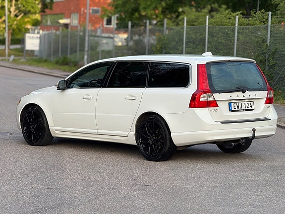 Volvo V70 5 of 5