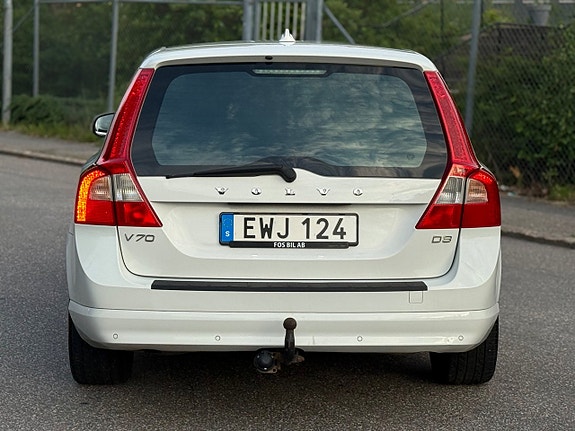 Volvo V70 11 of 22