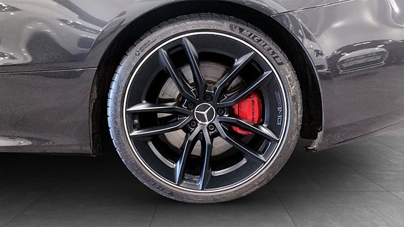 Mercedes-Benz E53 9 of 13