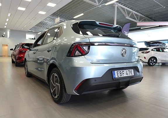 MG MG4 EV Urban 4 of 22