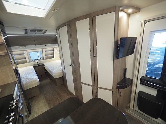 Hobby Prestige 620 CL ALDE I Golvvärme I Markis 9 of 16