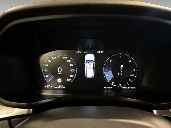 Volvo V60 Cross Country 15 of 20