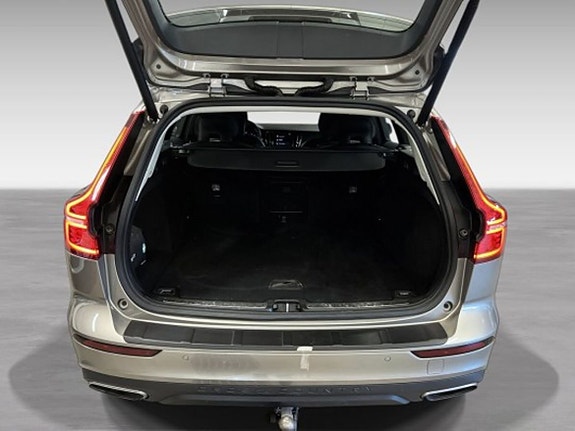 Volvo V60 Cross Country 20 of 20