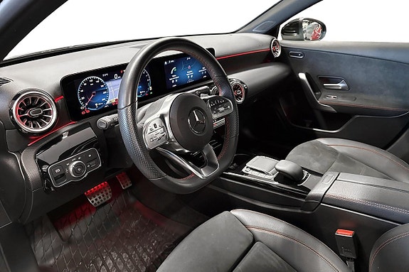 Mercedes-Benz A250 e 6 of 11