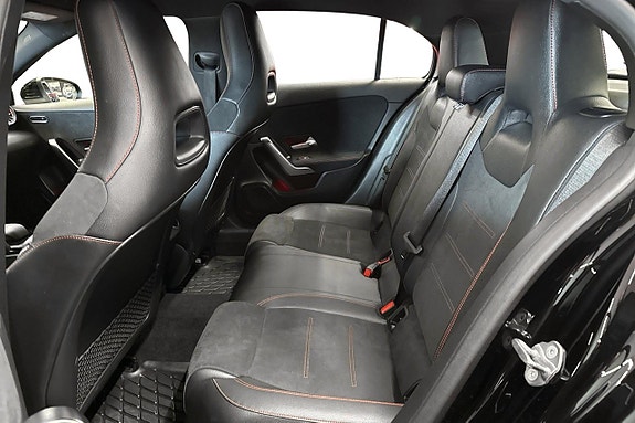 Mercedes-Benz A250 e 10 of 11