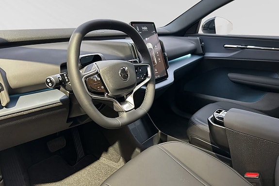 Volvo EX30 6 of 24