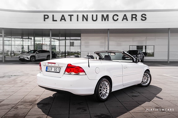 Volvo C70 2 of 13