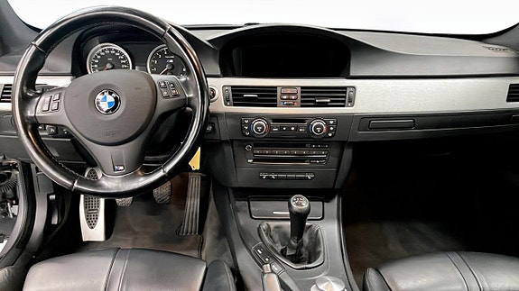 BMW M3 4 of 5