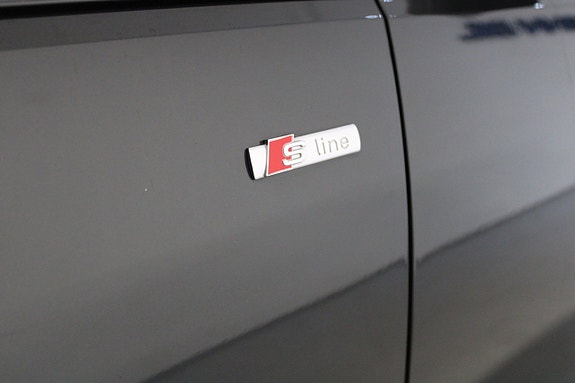 Audi A4 9 of 15