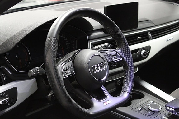 Audi A4 14 of 15