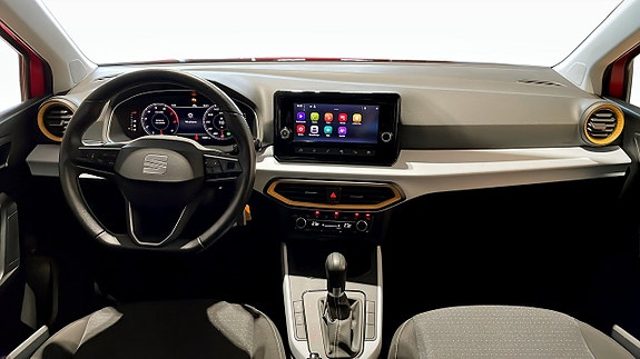 Seat Arona 20 of 24