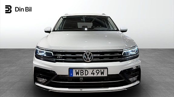 Volkswagen Tiguan Allspace 6 of 17