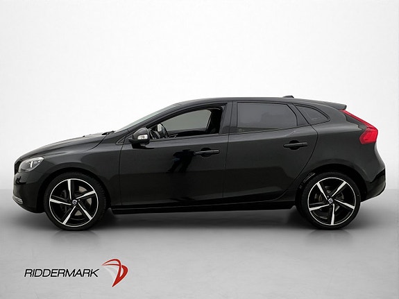 Volvo V40 4 of 5