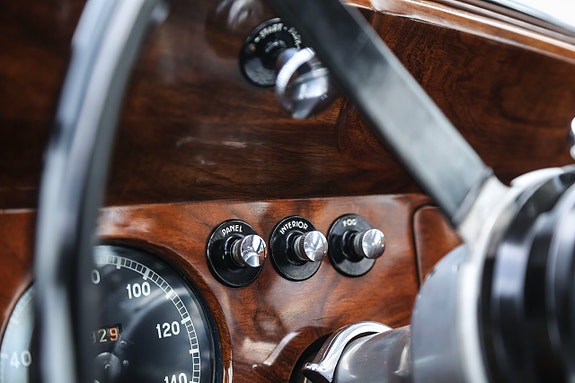 Jaguar Mark IV 29 of 30