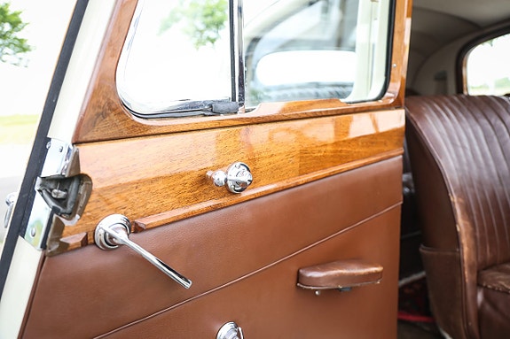 Jaguar Mark IV 26 of 30