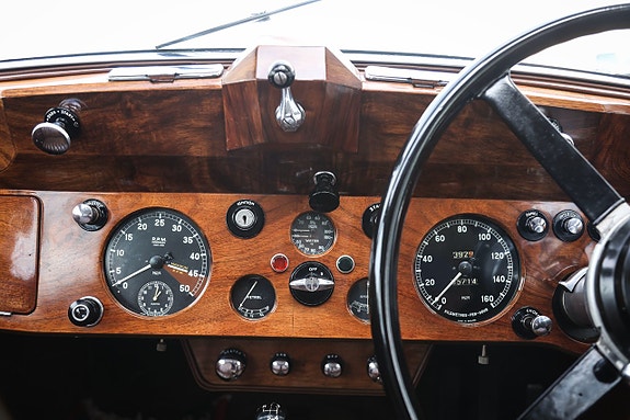 Jaguar Mark IV 24 of 30