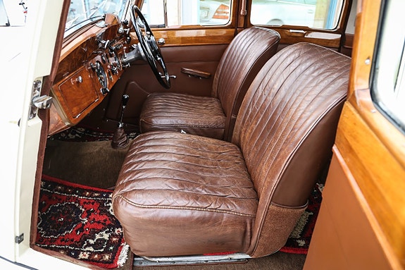 Jaguar Mark IV 21 of 30